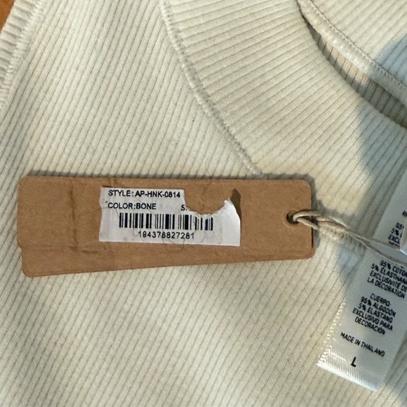 SKIMS cotton rib mock neck tank in BONE size Large - Picture 7 of 7